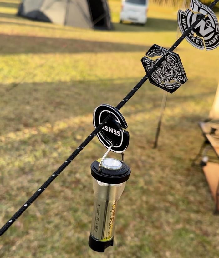 T-DESIGNのミニシェード兼フックDEKIRUKO