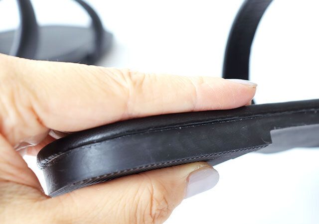 キャンドゥ ベルトパフサンダルブラック ヒール