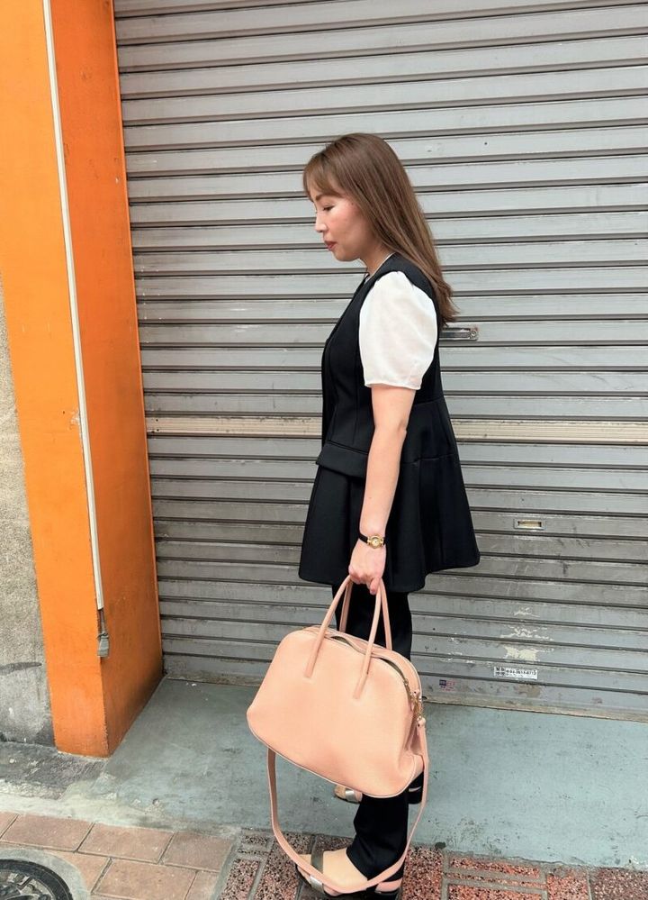 セルフォードのペプラムトップス 娘の高校の説明会コーデ