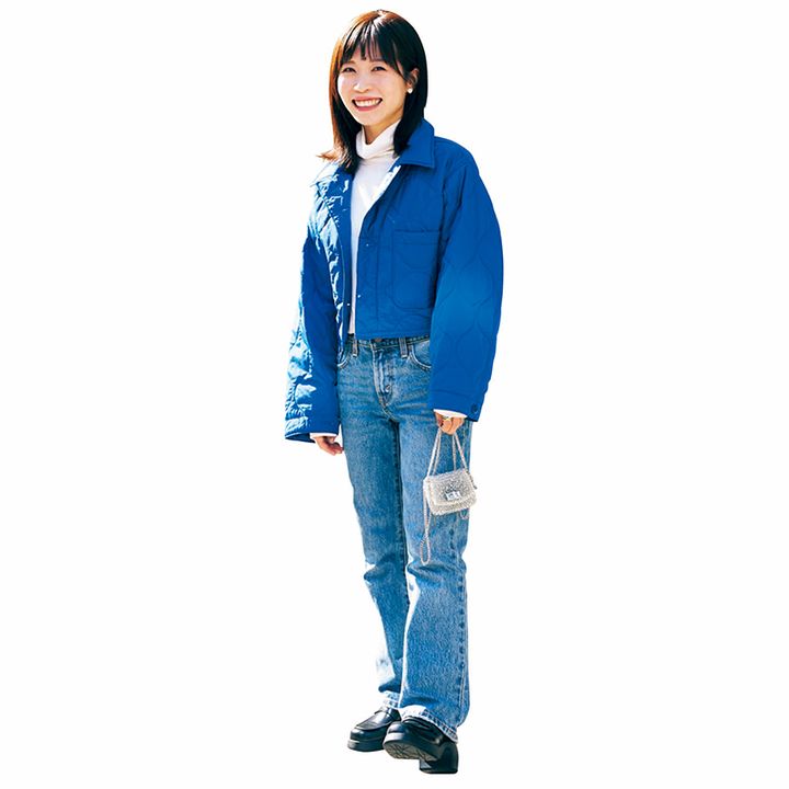 小顔効果抜群の狭めバング