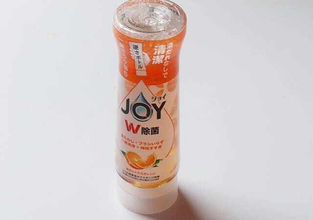 ダイソー ジョイめちゃ楽 逆さボトル