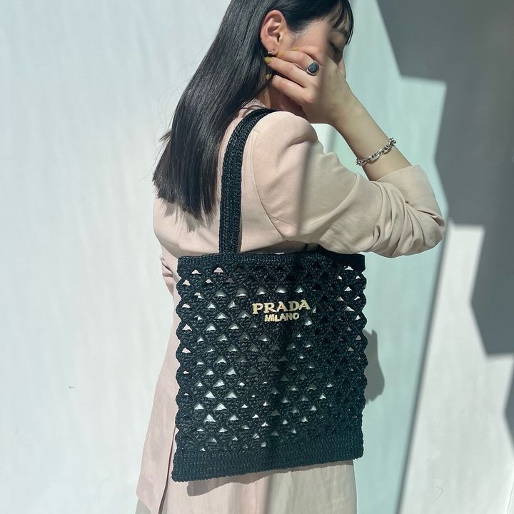 TWICEメンバーがアンバサダーを務めたブランドのアイテム