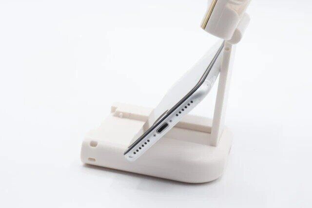 ダイソー 折りたたみ式ミニ扇風機 スマホスタンド