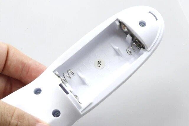 ダイソー 電動スカルプヘッドスパ 電池式