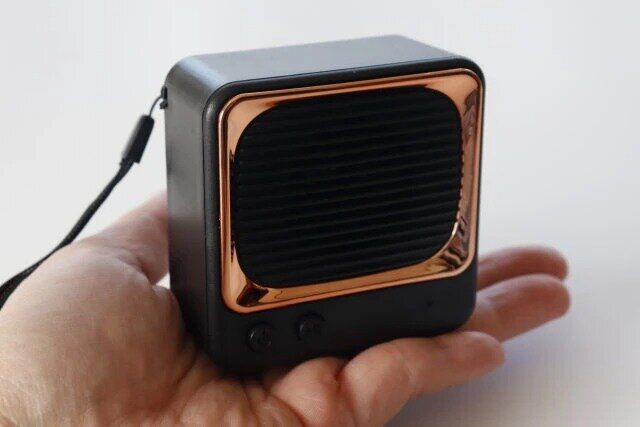 ダイソー レトロスピーカー（ミニ）