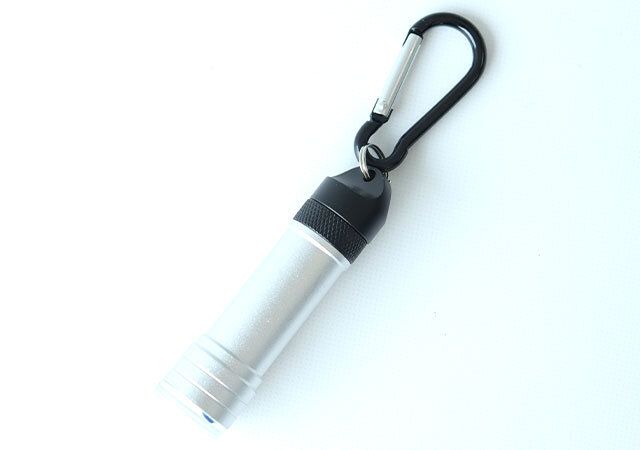 キャンドゥ マグネットリリースカラビナライト