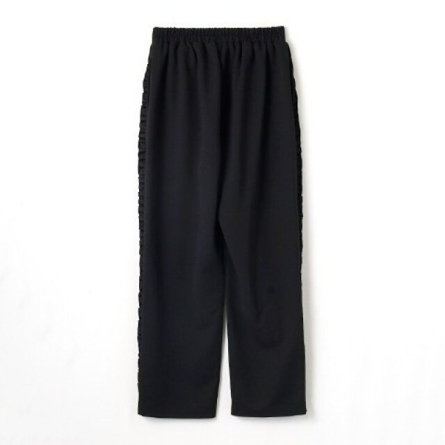 しまむらのサイドフリルパンツ