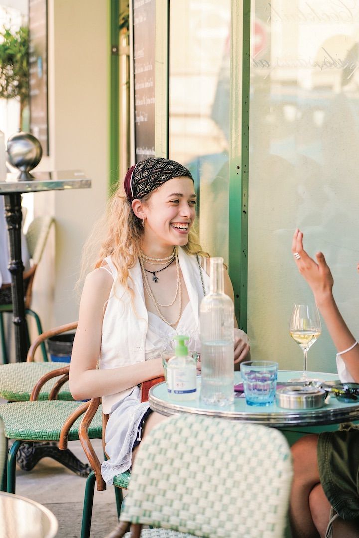 ネックレスの使い方がうますぎ！夏の肌見せコーデのお手本スタイル