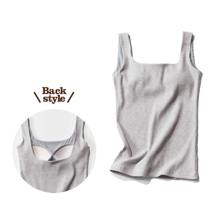 胸元と背中のスクエアデザインが今っぽいエレンディークのカップ付きタンク