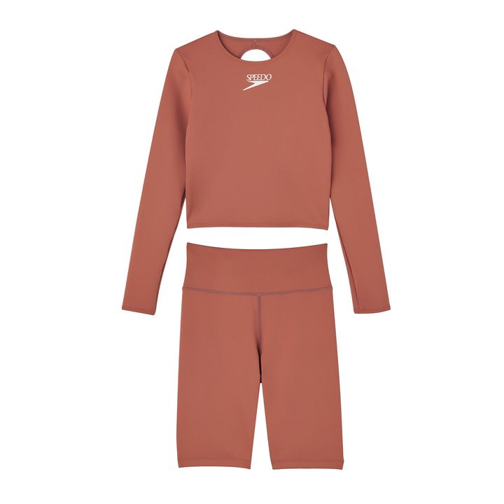 トップ ￥9,460 ハーフ丈レギンス ￥8,360／ともにSPEEDO（ゴールドウイン カスタマーサービスセンター）