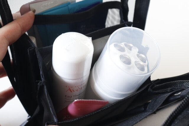 ダイソー メッシュ縦長ポーチ 収納力