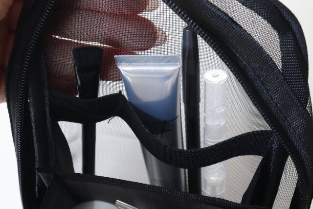 ダイソー メッシュ縦長ポーチ 使用例