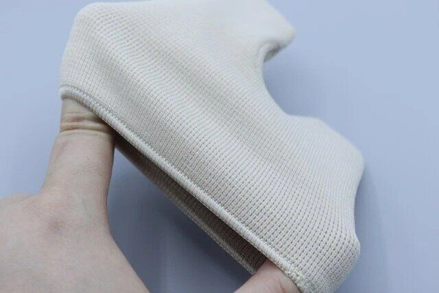 ダイソー 足趾サポーター 伸び