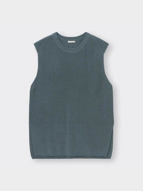 GUのウォッシャブルフレンチスリーブセーター