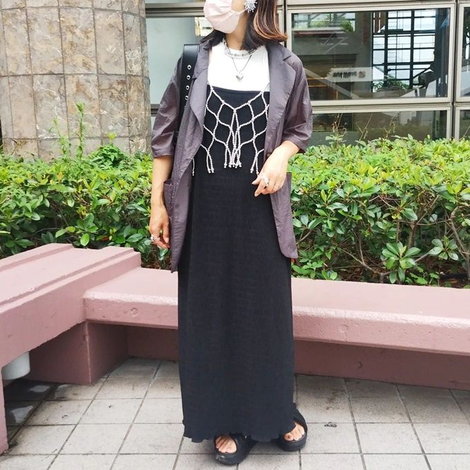 しまむらのホワイトの「カップ付きアメスリタンクトップ」×キャミワンピース