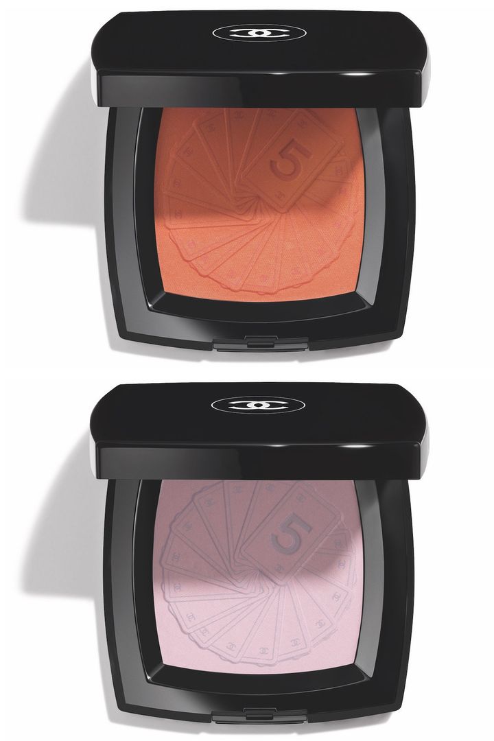 〈上から〉レ タロット ドゥ シャネル ブラッド オレンジ、ラヴェンダー 各￥10,670（ともに8月30日より限定発売） Photos_ ©CHANEL