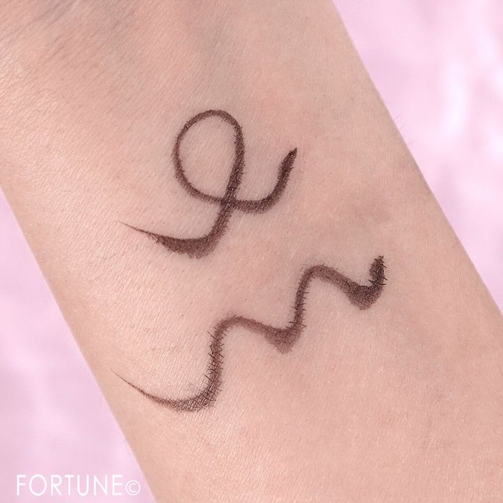 CEZANNE（セザンヌ） 『セザンヌ ブレぴたライナー』