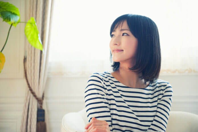 大人な色気が魅力的… 40代なのにモテる女性の特徴6つ
