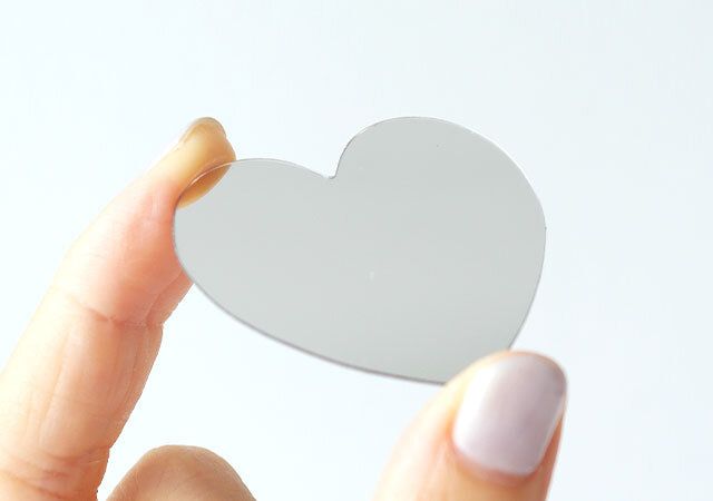 キャンドゥ 割れ難いミラー2枚入 サイズ