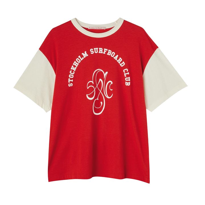 Tシャツ ￥27,500／STOCKHOLM SURFBOARD CLUB（エドストローム オフィス）