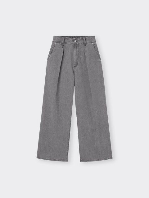 GUのライトデニムワイドパンツ