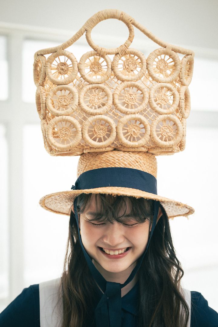 ネイビーのポロシャツ着まわし2選。デニムにもフレアスカートにもハマる！【FUDGE FRIEND おしゃれさんの毎日コーディネート｜うさみ】