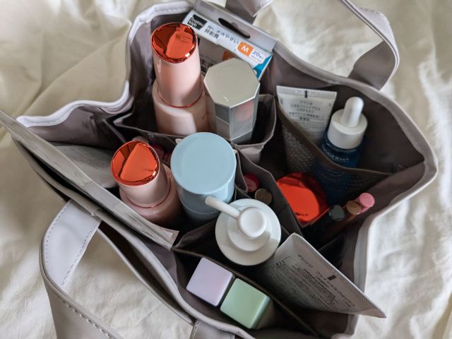 コスメ入れた状態