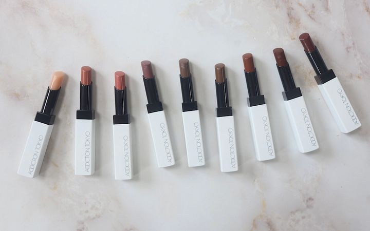 アディクションの「ザ リップバーム ソフトマット」＆「ザ リップバーム グロウティント」を全色スウォッチ！イエベ、ブルベ別のおすすめも紹介