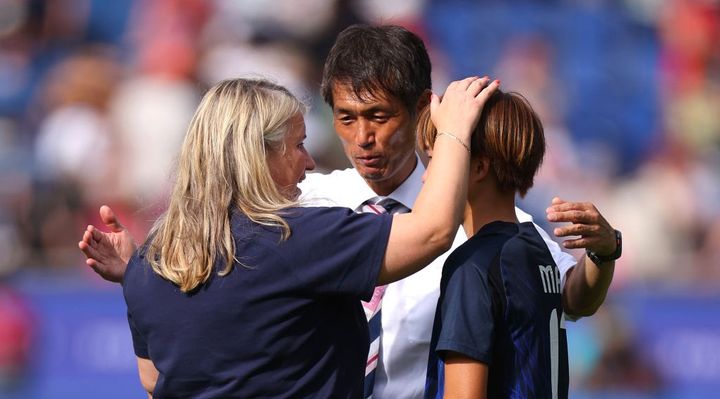 パリ五輪敗退のなでしこ、試合後に感動的シーン…涙の浜野まいかをアメリカ監督が慰めたワケ