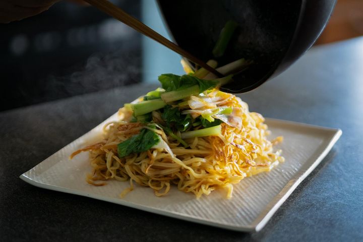 シンプルながら味わい深い“上海焼きそば”