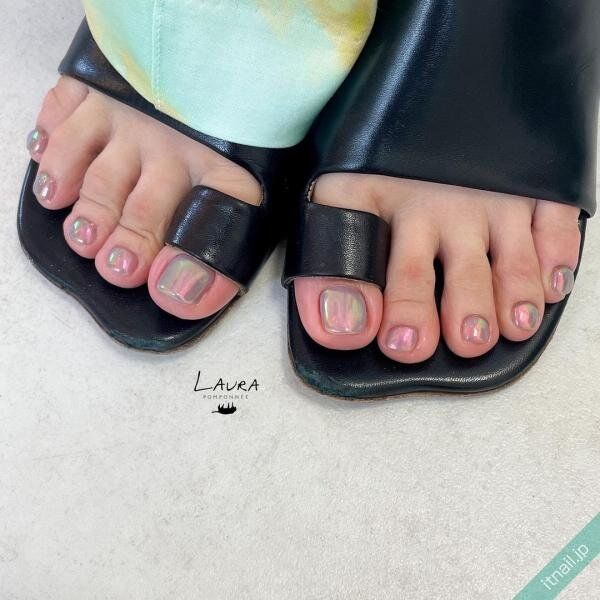 LAURA POMPONNEEが投稿したネイルデザイン [photoid:I0129090] via Itnail Design (737535)