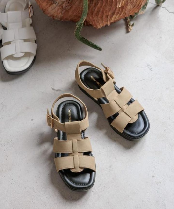 画像2: 出典：.st