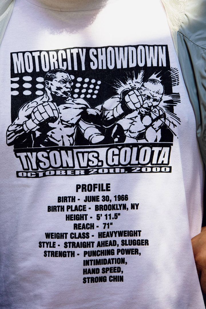 マイク・タイソンのＴシャツ