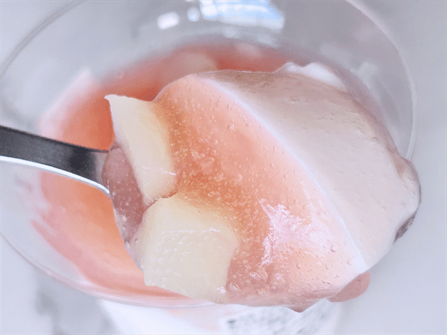 とろける桃杏仁 スプーン