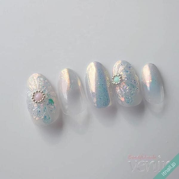 Venirが投稿したネイルデザイン [photoid:I0102538] via Itnail Design (737944)