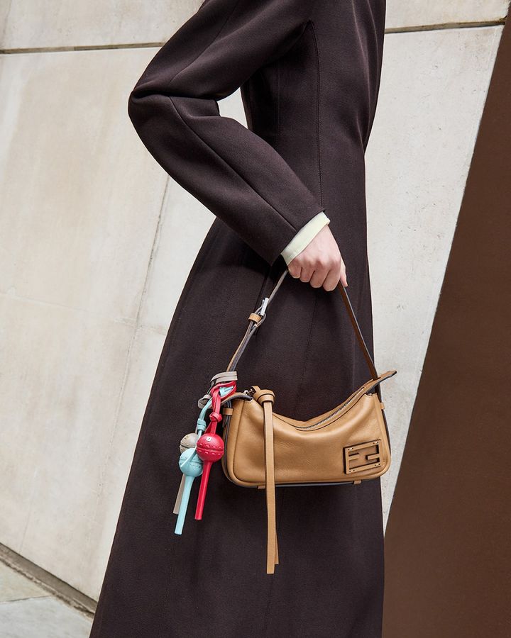 「フェンディ × チュッパチャプス ロリポップホルダー」チャーム 各￥90,200／FENDI (フェンディ ジャパン 0120-001-829) Photo_ Courtesy of FENDI