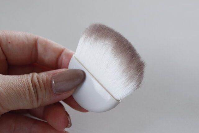 セリア AC プチ フェイスブラシ P