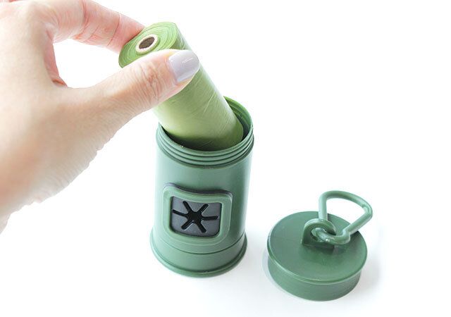 キャンドゥ 携帯用ゴミ袋ケース付き