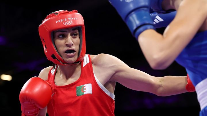 パリ五輪で性別騒動のボクシング選手 「アルジェリア中の誇り」とサッカー界のスター選手は支持