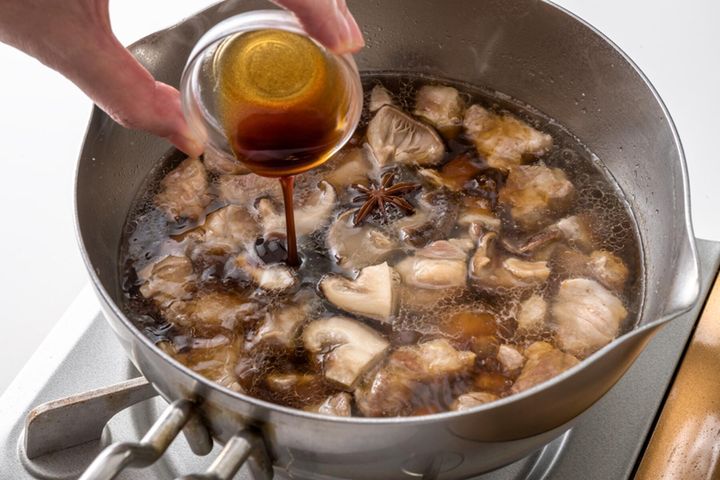 調味料を加える