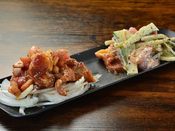 地鶏のタタキ690円