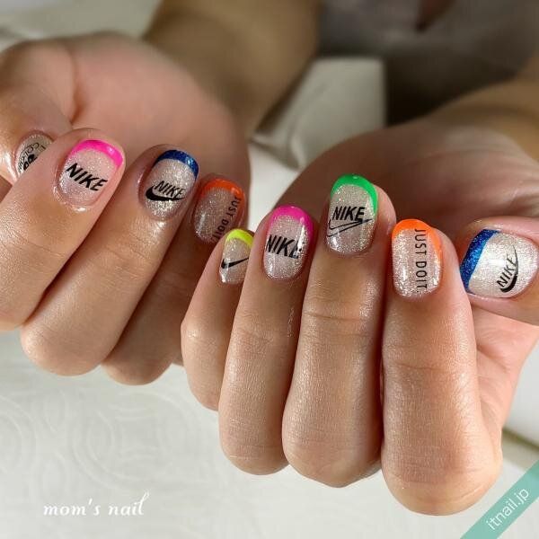 マムズネイルが投稿したネイルデザイン [photoid:I0083725] via Itnail Design (737992)