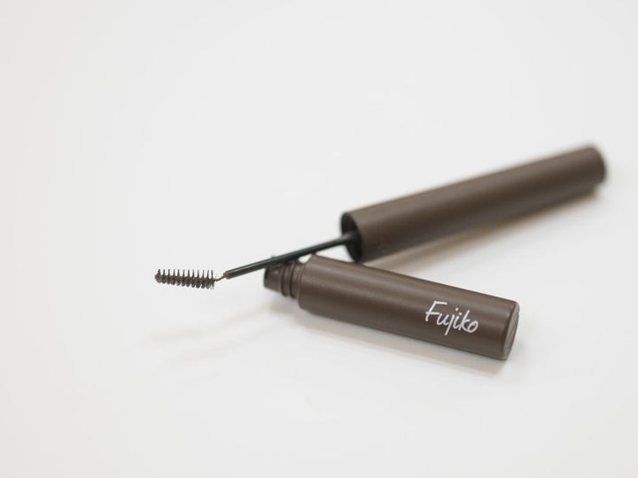 画像: 「フジコ マジカルアイブロウカラー 03」／本人私物 出典：ftn