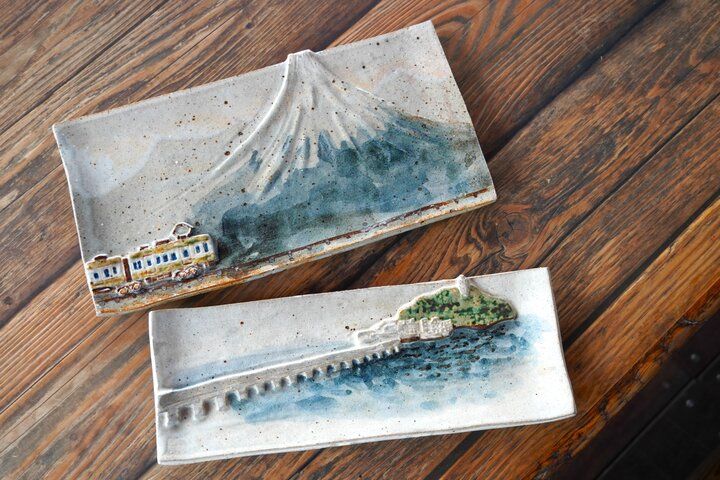 広いテラスのある「江ノ島小屋」で江ノ島を眺めていただく最高の朝ごはん♪