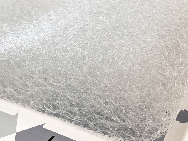 「寝返りを受け止めるまくら」の素材のアップ