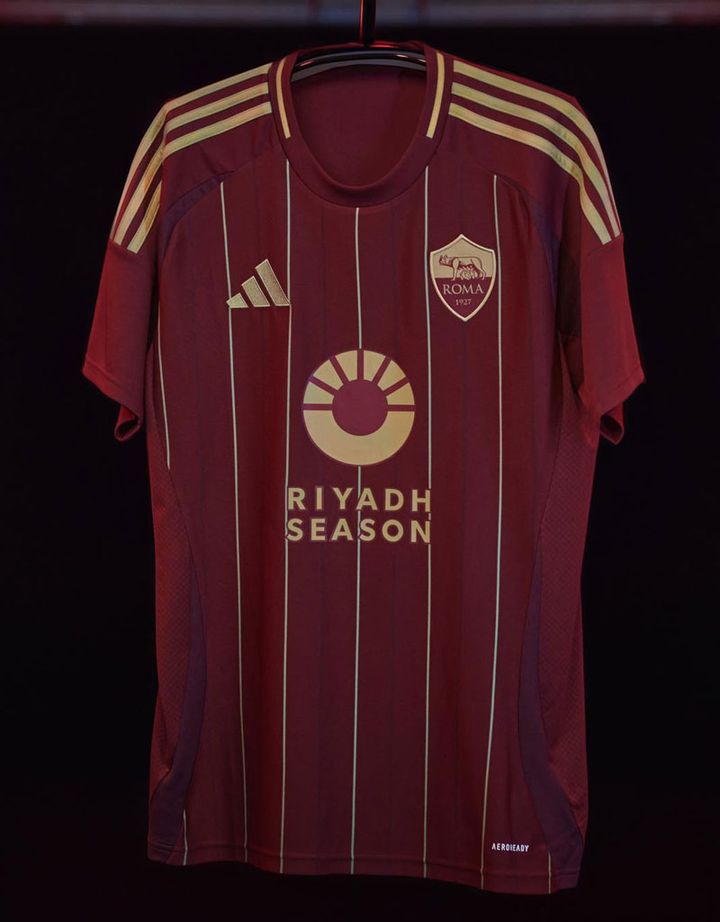 名門ローマ、2つの新ユニフォームが登場！優雅なホームは「昔のシーズンチケット」の色が復活