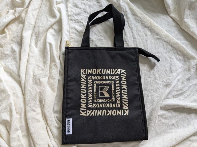 保冷保温機能付きバッグ