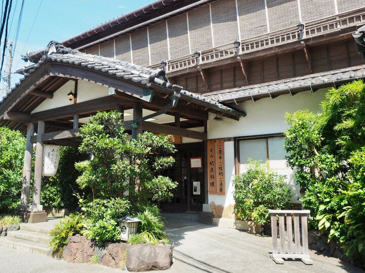 夏限定のかき氷も♪ 葉山に佇む文化財の日本料理店「日影茶屋」でちょっぴり贅沢なランチを