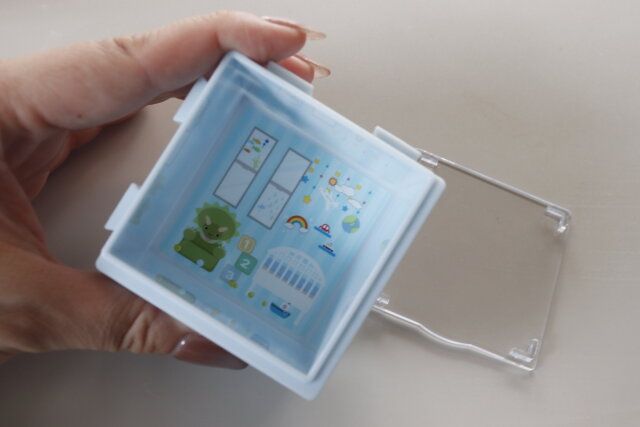 セリア つながるディスプレイケース正方形チアフル ブルー