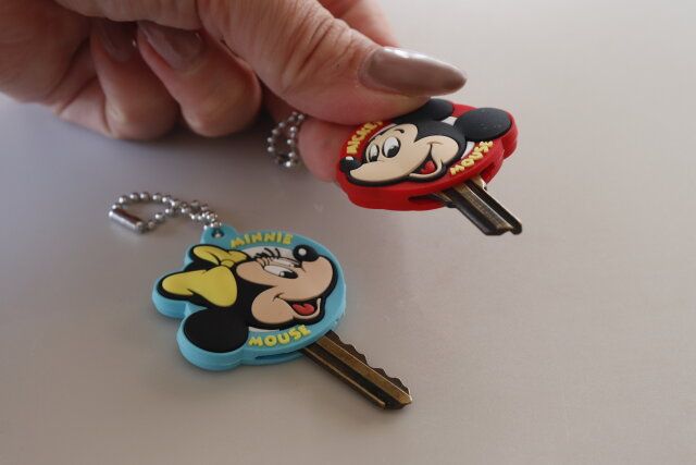 セリア キーキャップ ミッキー ミニ―